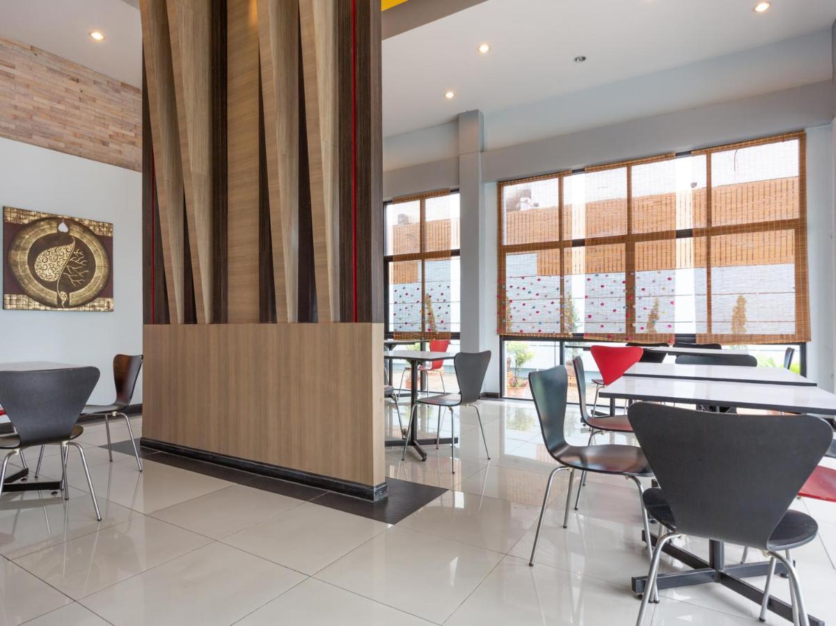 Oyo 1127 Baan Siam Hotel Chiang Rai Exterior photo