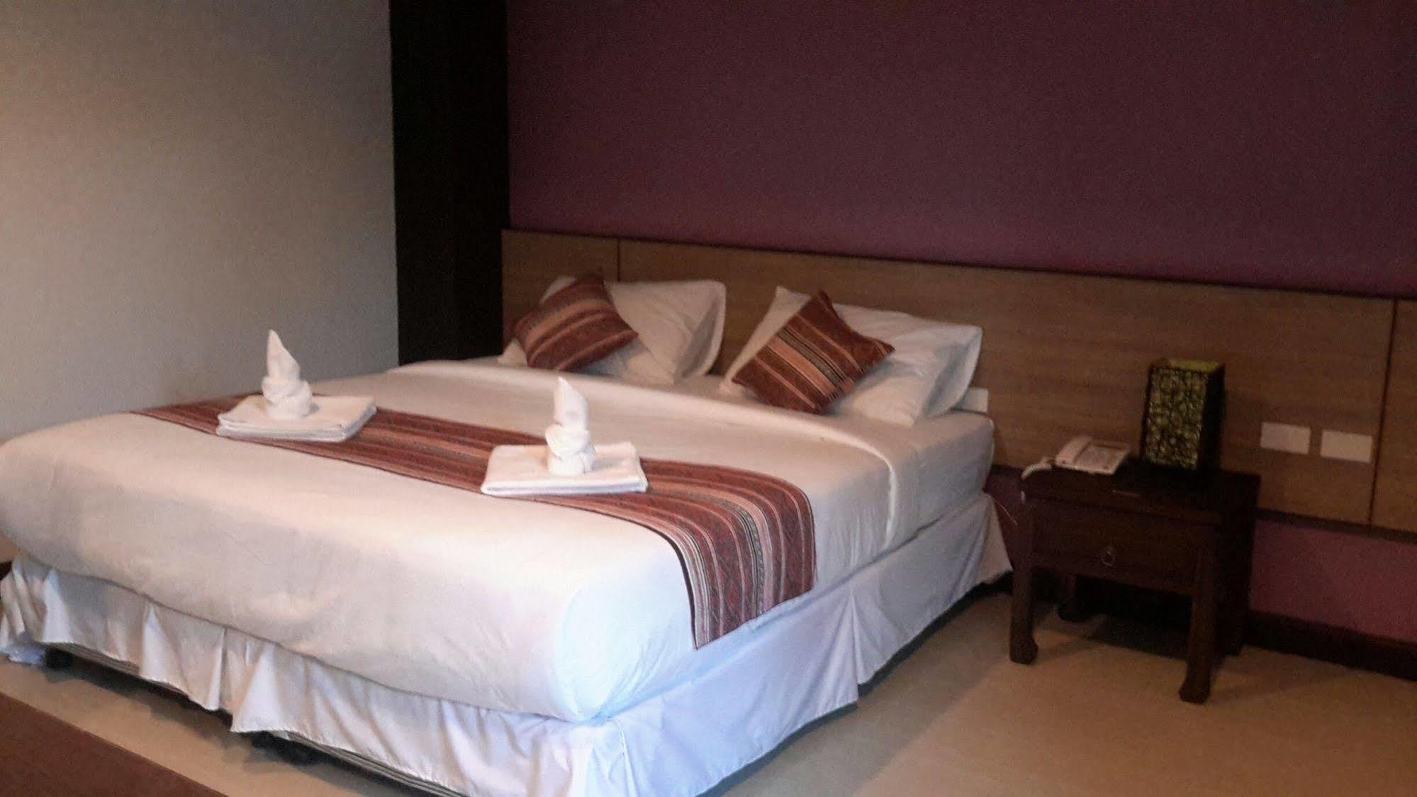 Oyo 1127 Baan Siam Hotel Chiang Rai Exterior photo